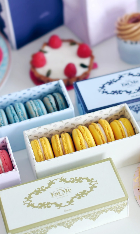 Das Delicious Macarons Wallpaper 480x800