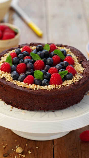 Обои Berries Cake 360x640