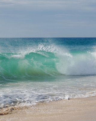 Kostenloses Blue Ocean Waves Wallpaper für 640x1136