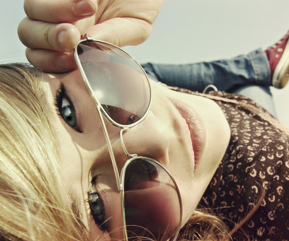 Sunglasses screenshot #1 960x800