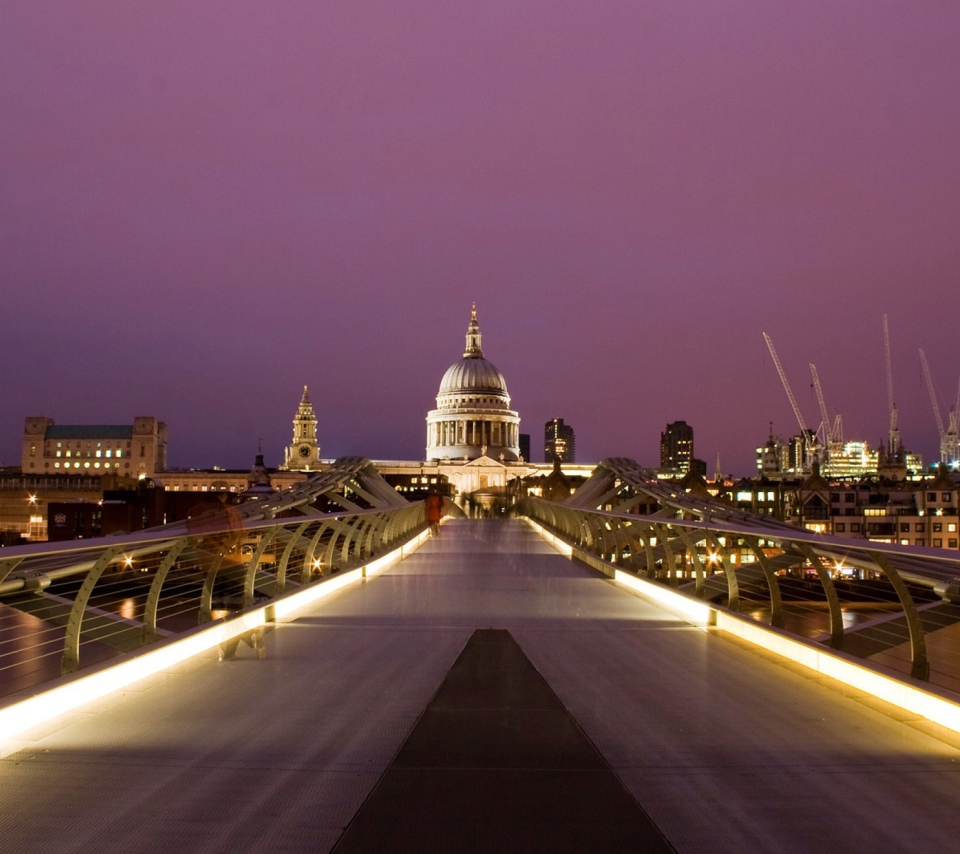 Screenshot №1 pro téma Millennium Bridge In Londonl 960x854