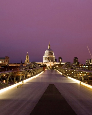 Millennium Bridge In Londonl - Obrázkek zdarma pro 640x1136