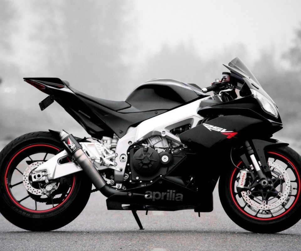 Sfondi Aprilia RSV4 960x800