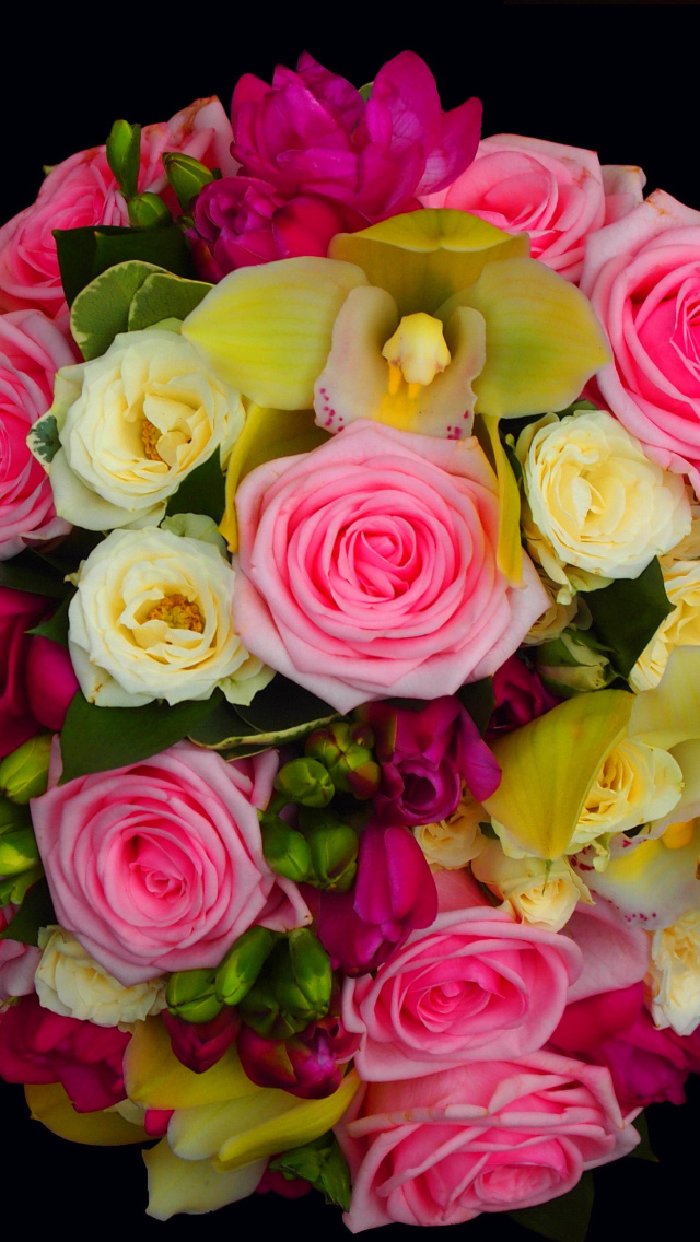 Screenshot №1 pro téma Bouquet of roses and yellow orchid, floristry 640x1136