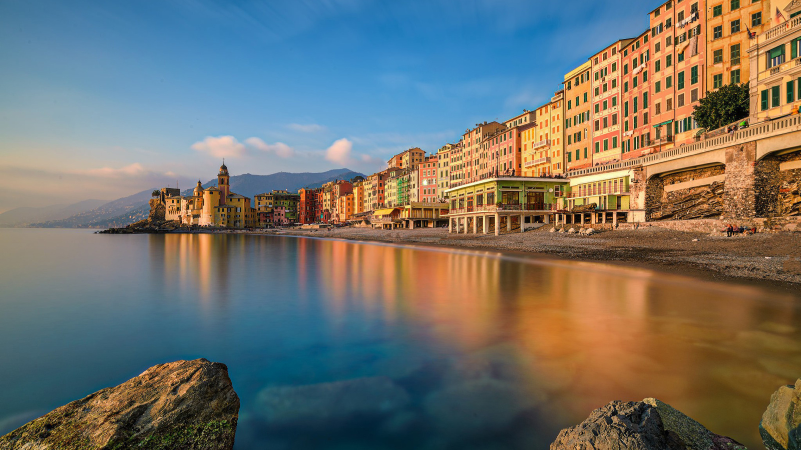 Sfondi Camogli City in Portofino 1600x900