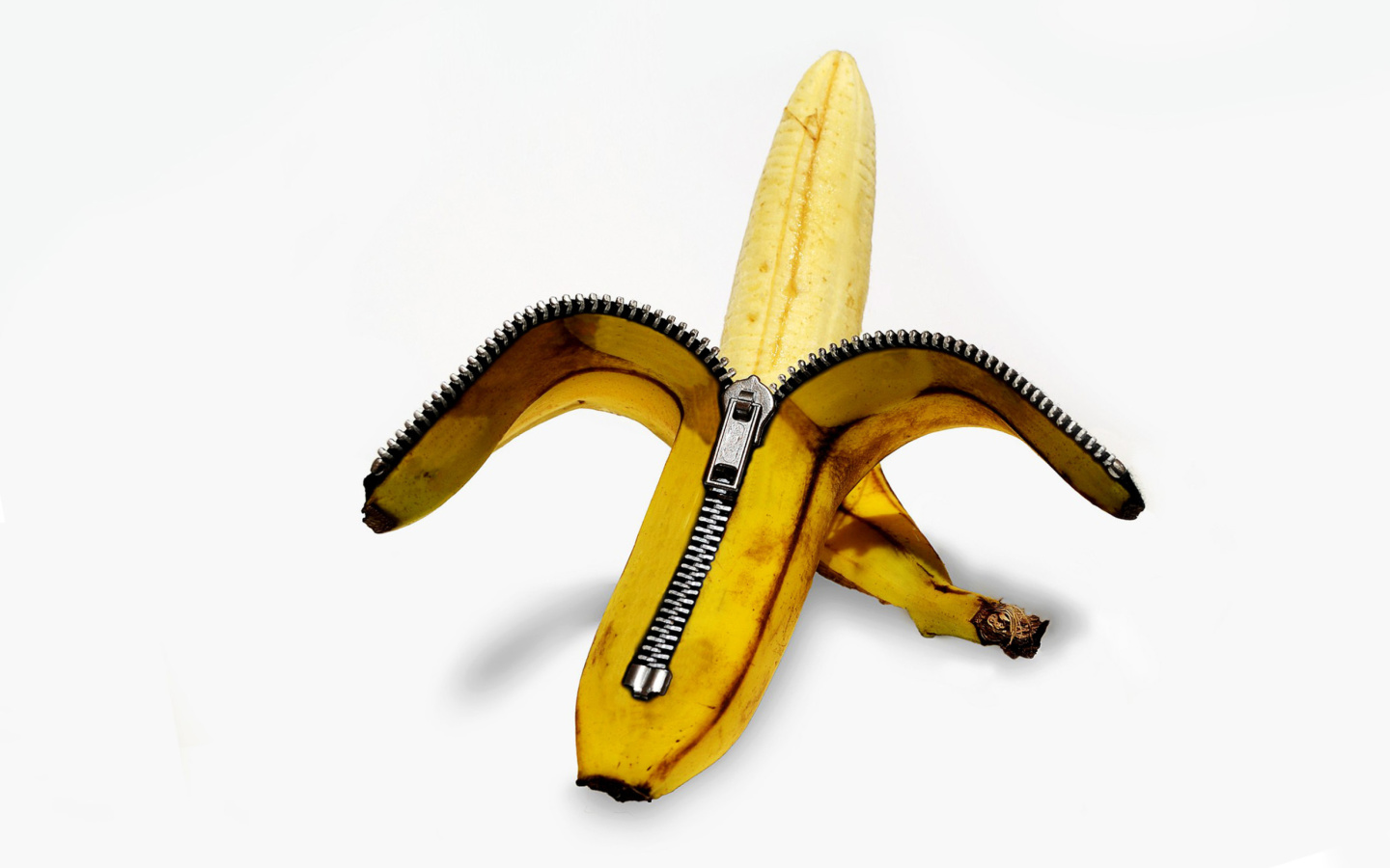 Fondo de pantalla Funny banana as zipper 1440x900
