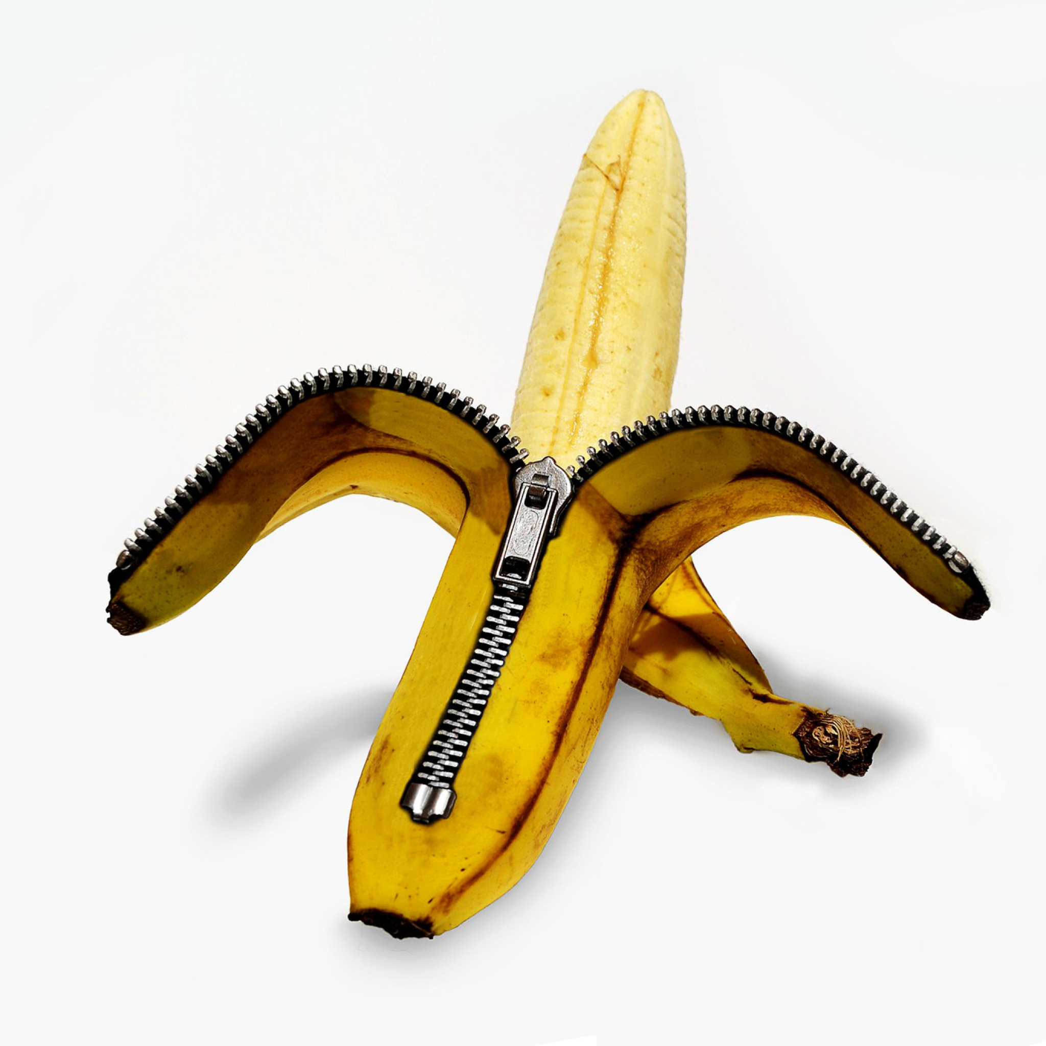 Funny banana as zipper wallpaper 2048x2048