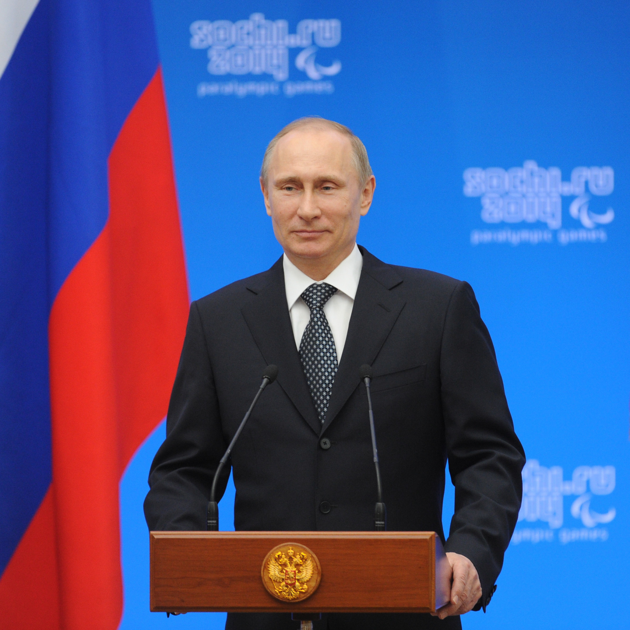 Fondo de pantalla Vladimir Putin Russian President 2048x2048