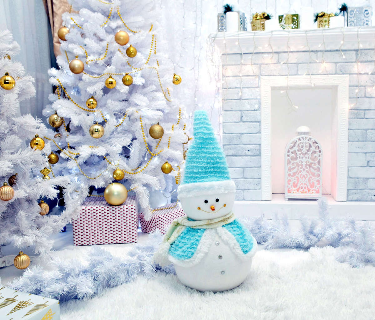 Sfondi Christmas Tree and Snowman 1200x1024