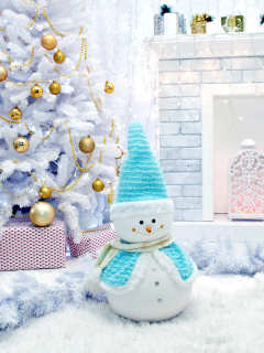 Обои Christmas Tree and Snowman 240x320