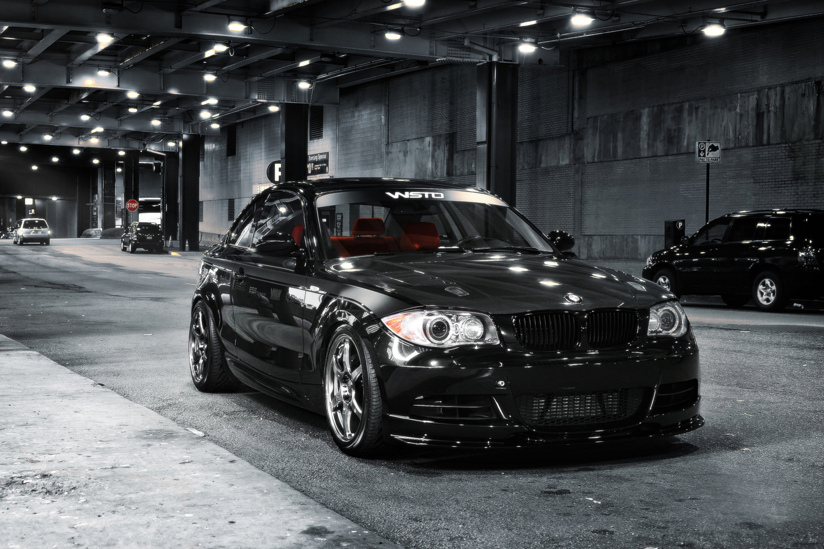 Screenshot №1 pro téma BMW 135i Black Kit Tuning 2880x1920