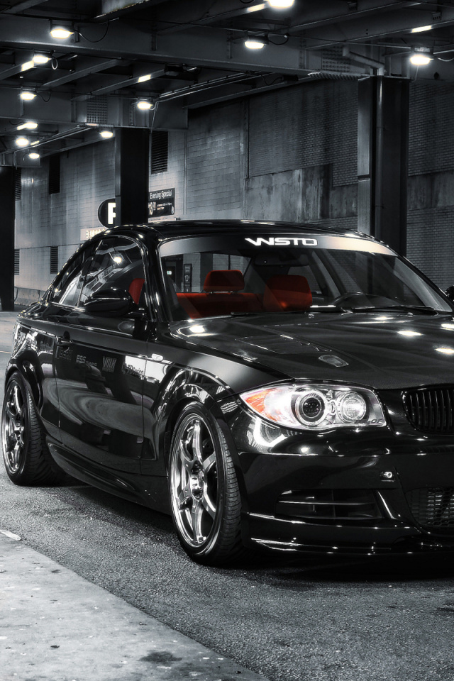 Screenshot №1 pro téma BMW 135i Black Kit Tuning 640x960