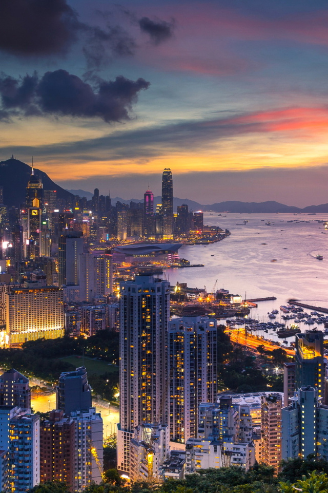 Das Braemar Hill in Hong Kong Wallpaper 640x960