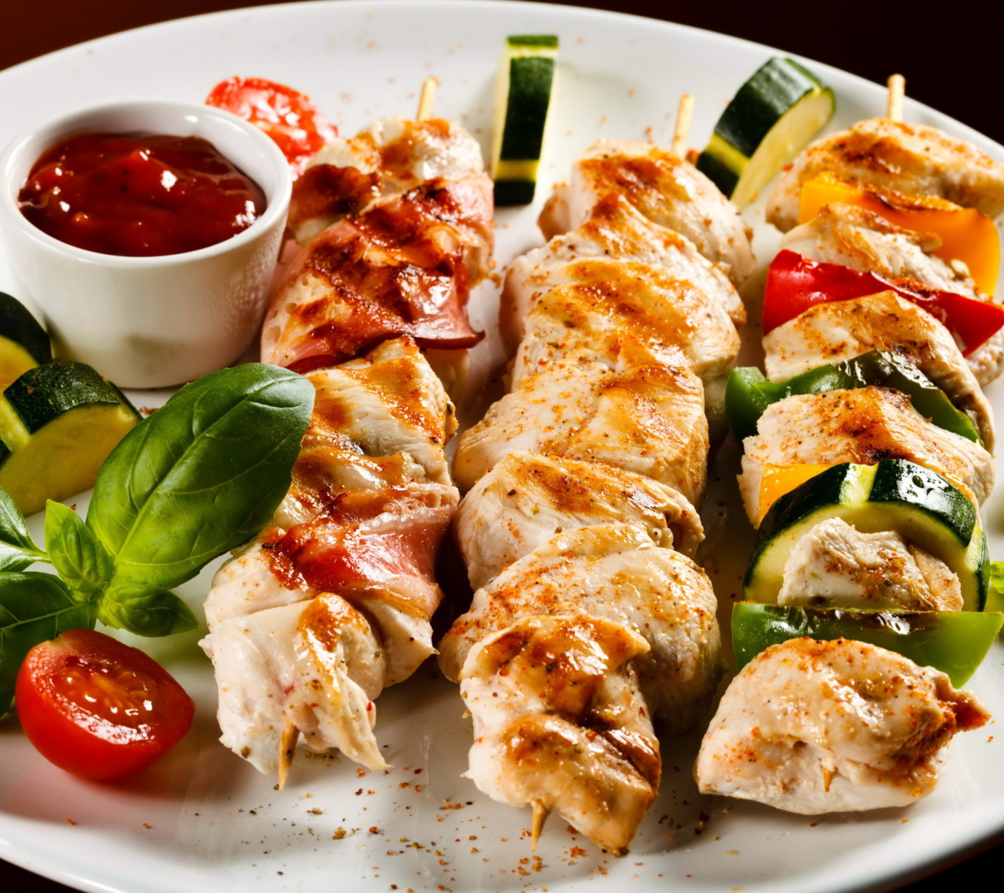 Screenshot №1 pro téma Chicken Skewers as Kebab with Sauce 1440x1280