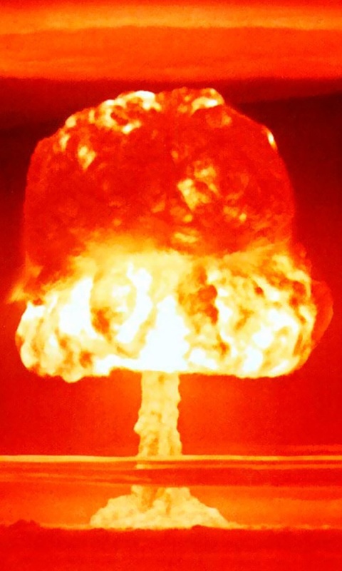 Screenshot №1 pro téma Nuclear explosion 480x800