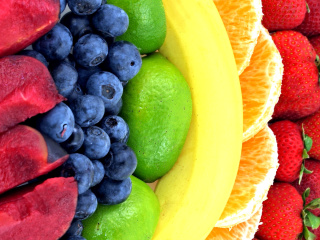 Strawberry, orange, bananas wallpaper 320x240