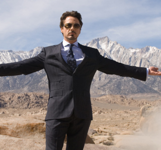 Free Robert Downey Picture for iPad