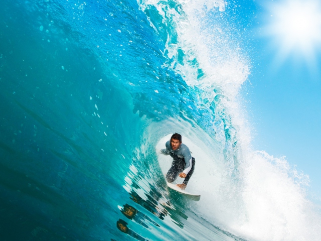 Sfondi Extreme Surfing 640x480