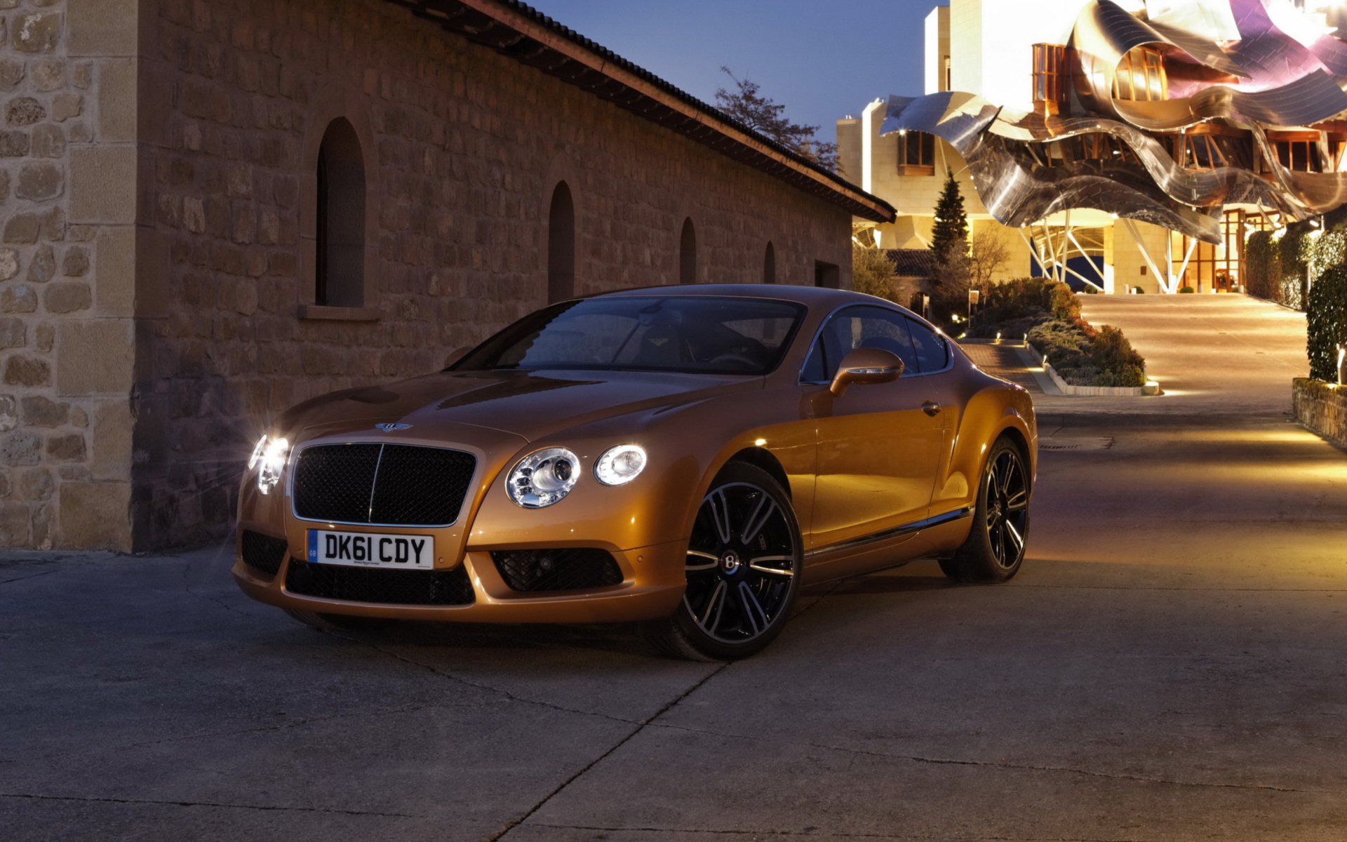 Screenshot №1 pro téma Bentley 1920x1200