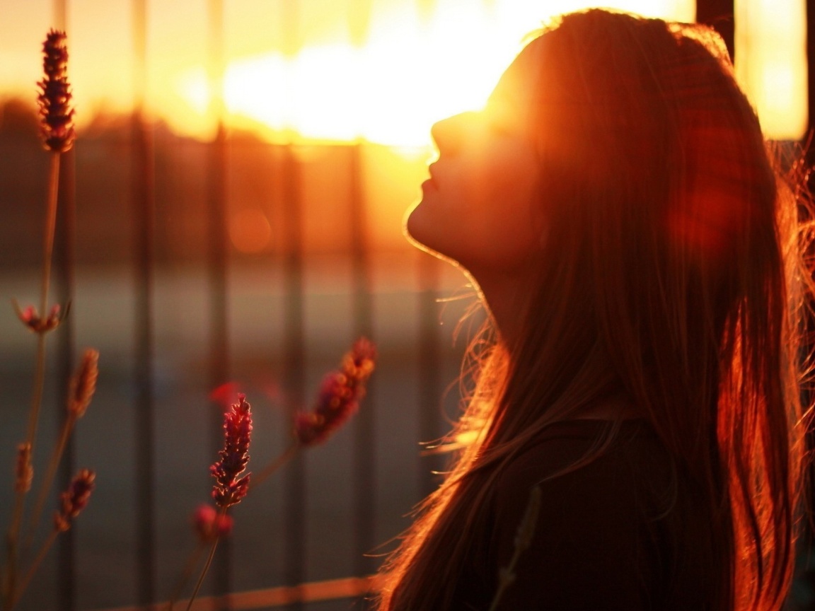 Обои Bokeh Girl Portrait 1152x864