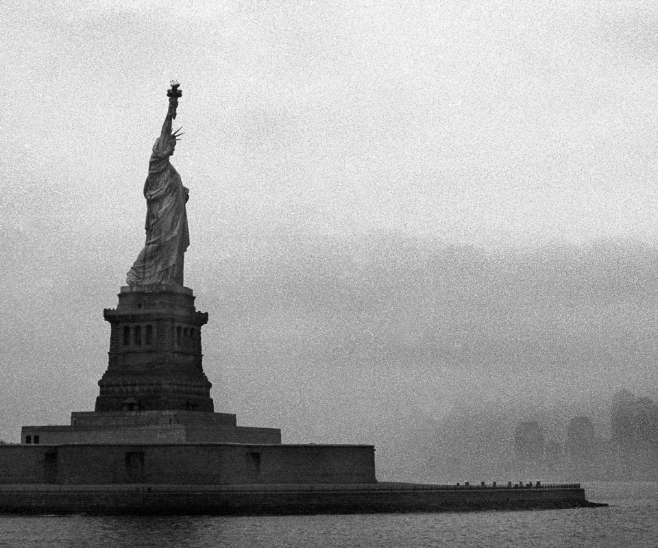 Das Statue Of Liberty Wallpaper 960x800