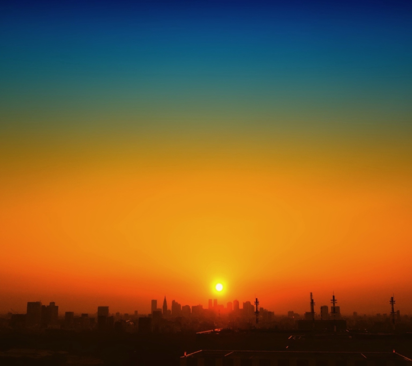 Fondo de pantalla Sunset Over Town 1440x1280
