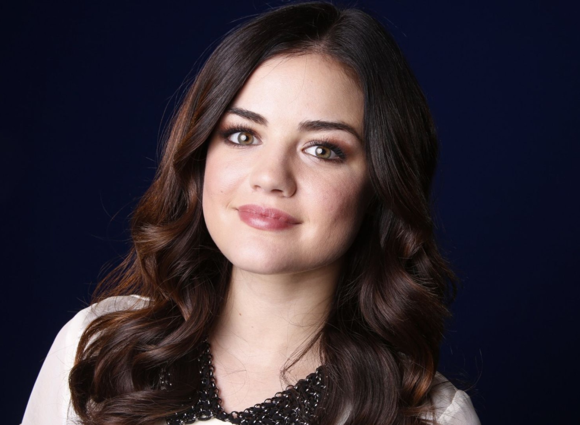 Screenshot №1 pro téma Lucy Hale 1920x1408