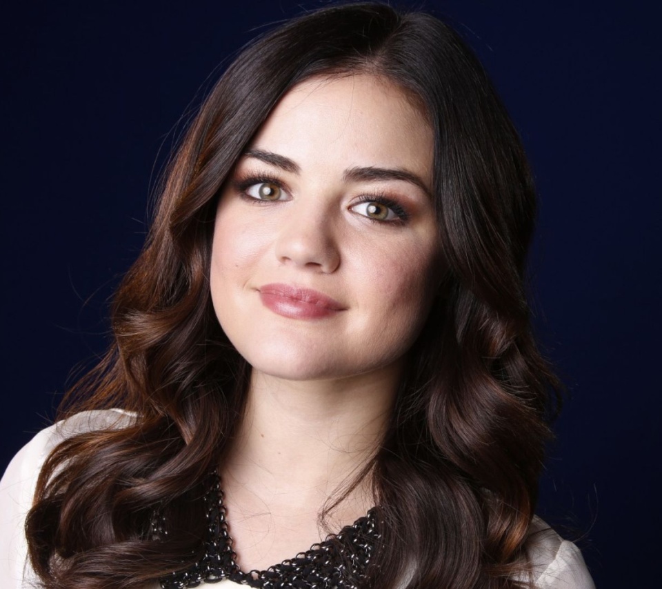 Обои Lucy Hale 960x854