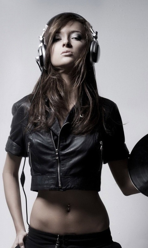 Das Dj Girl on Party Wallpaper 480x800