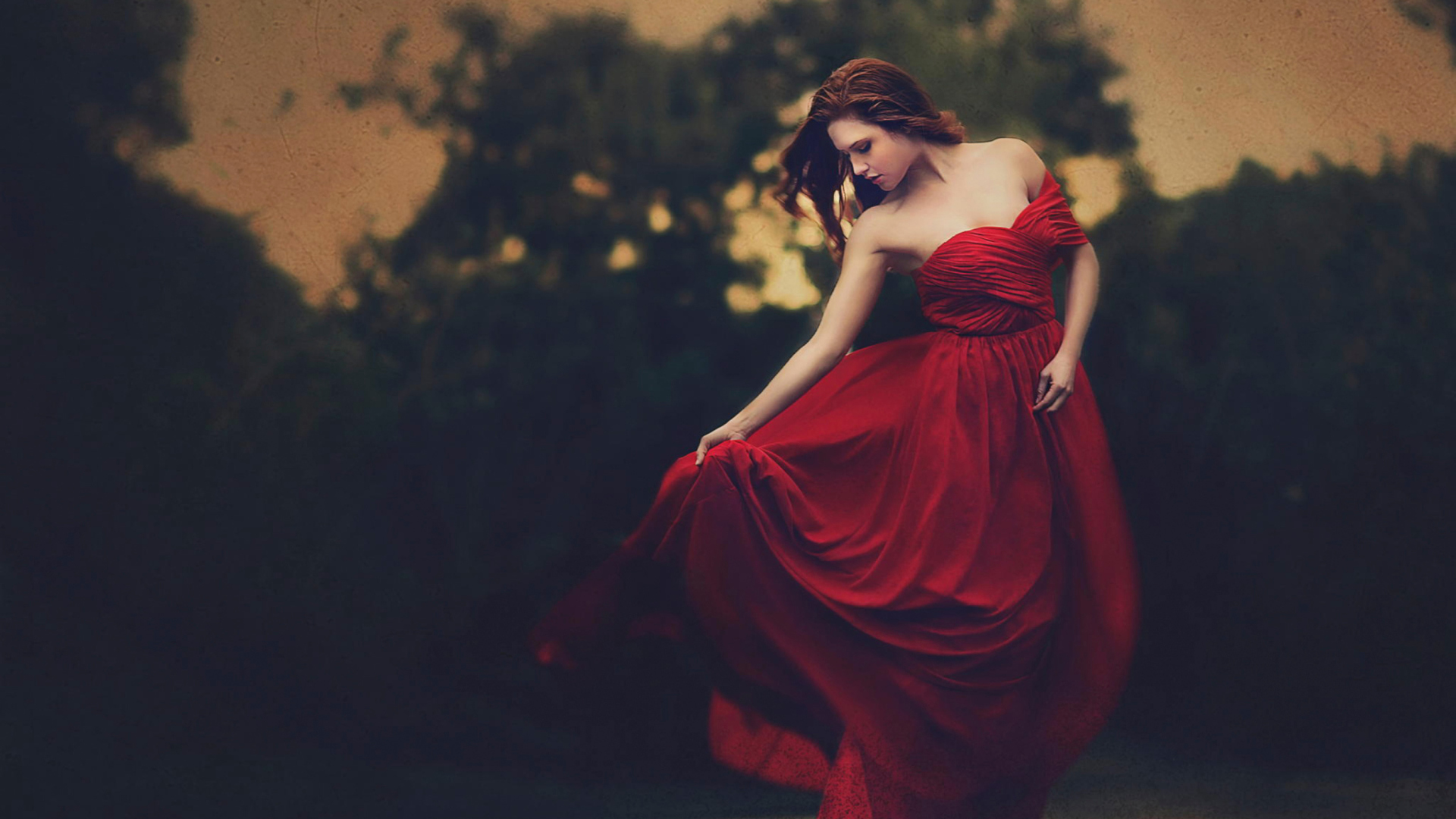 Screenshot №1 pro téma Girl In Beautiful Red Dress 1920x1080