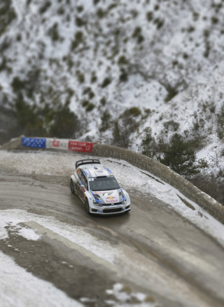 Volkswagen Winter Rally - Obrázkek zdarma pro 240x320