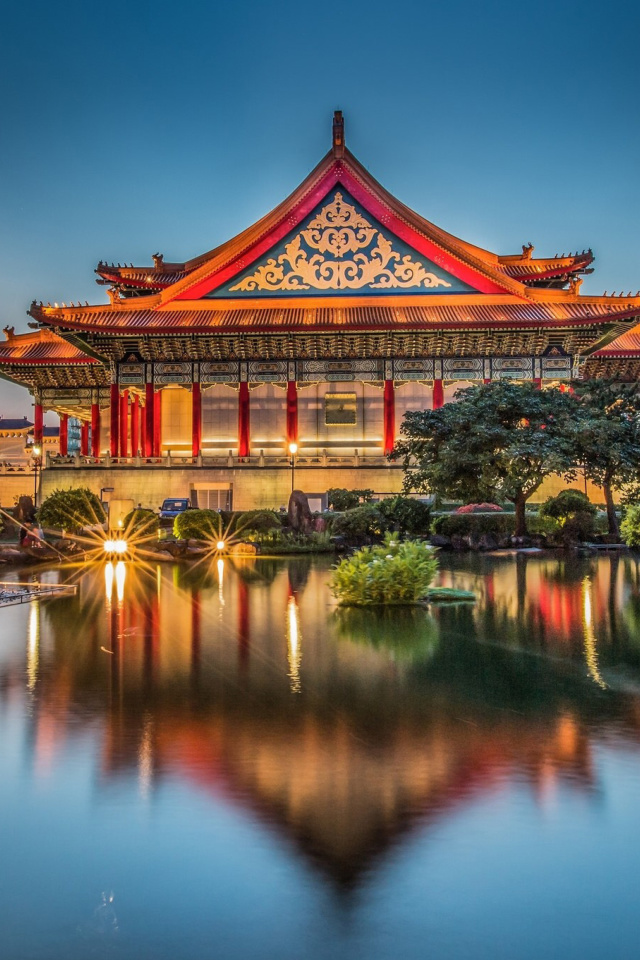 Das Taipei Longshan Temple Wallpaper 640x960