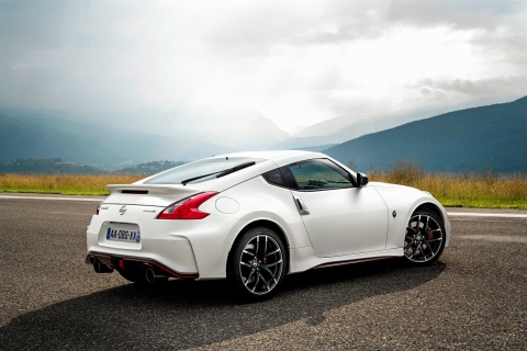 Nissan 370Z wallpaper 480x320