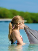 Sfondi Girl and dolphin kiss 132x176