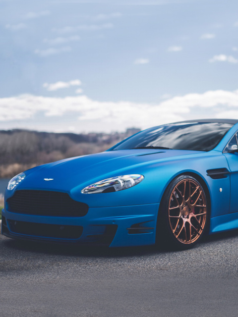 Обои Blue Aston Martin V8 Vantage S 480x640