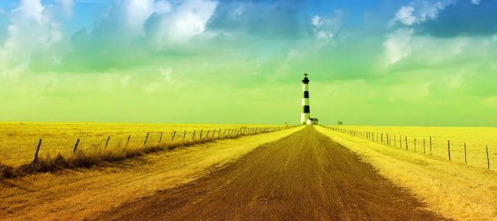 Lighthouse In Field screenshot #1 720x320