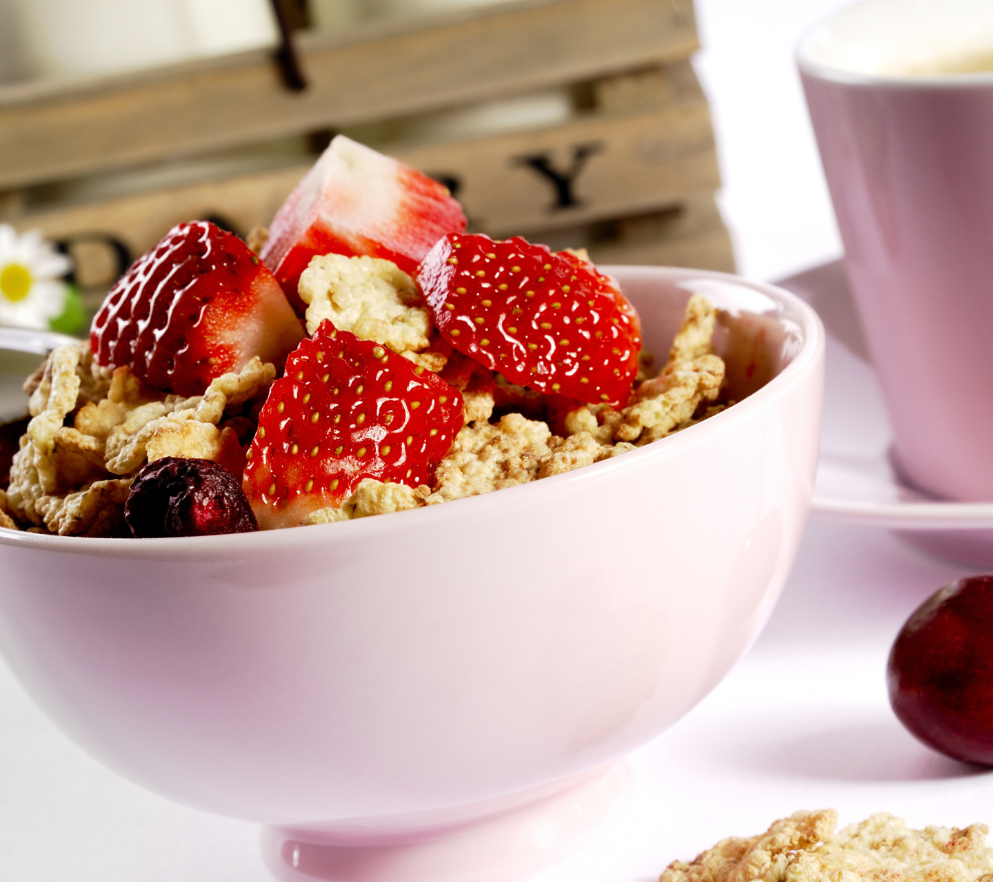 Tasty eco breakfast with muesli wallpaper 1440x1280