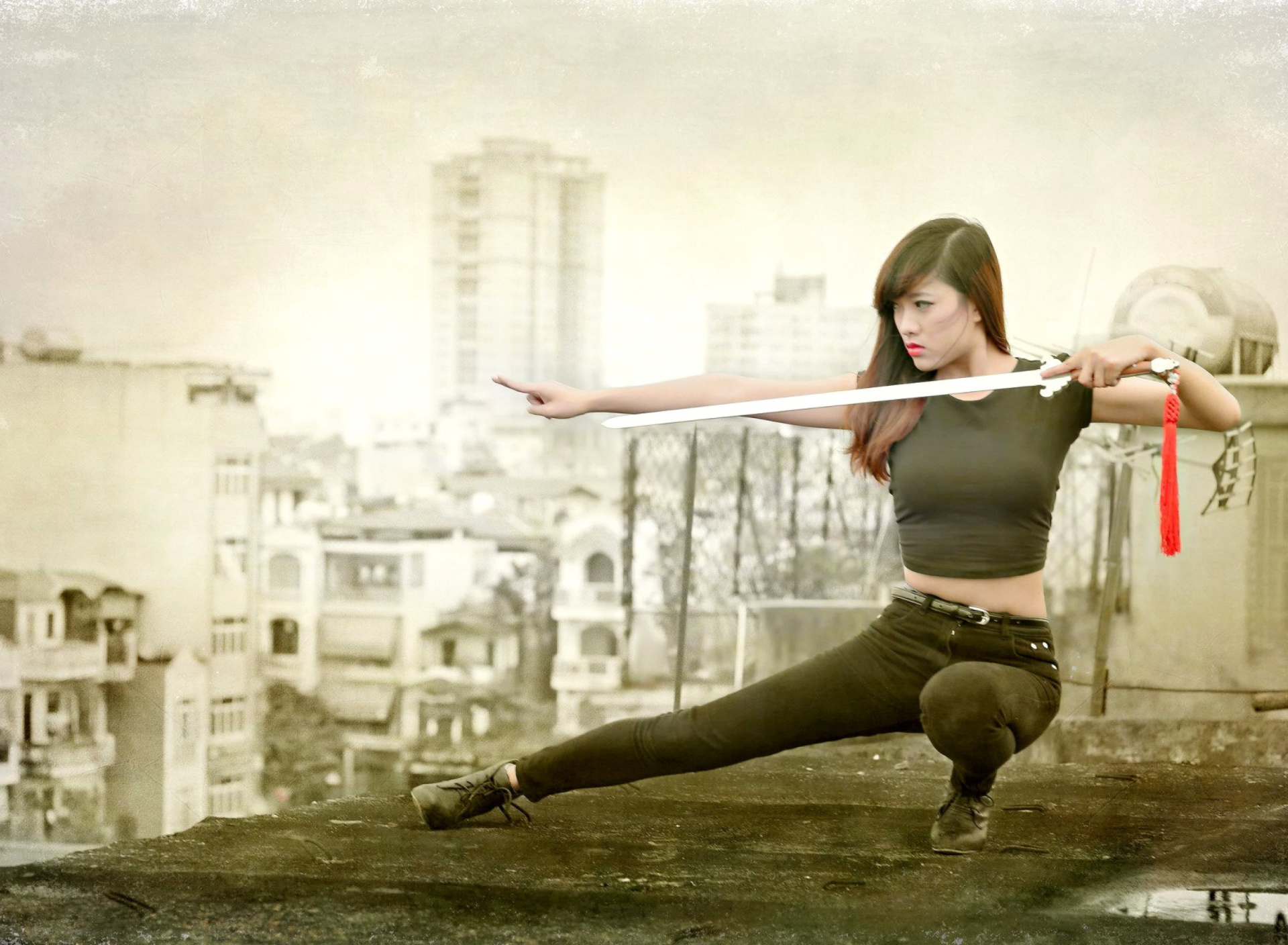 Japanese girl warrior wallpaper 1920x1408