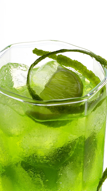 Fondo de pantalla Green Cocktail with Lime 360x640