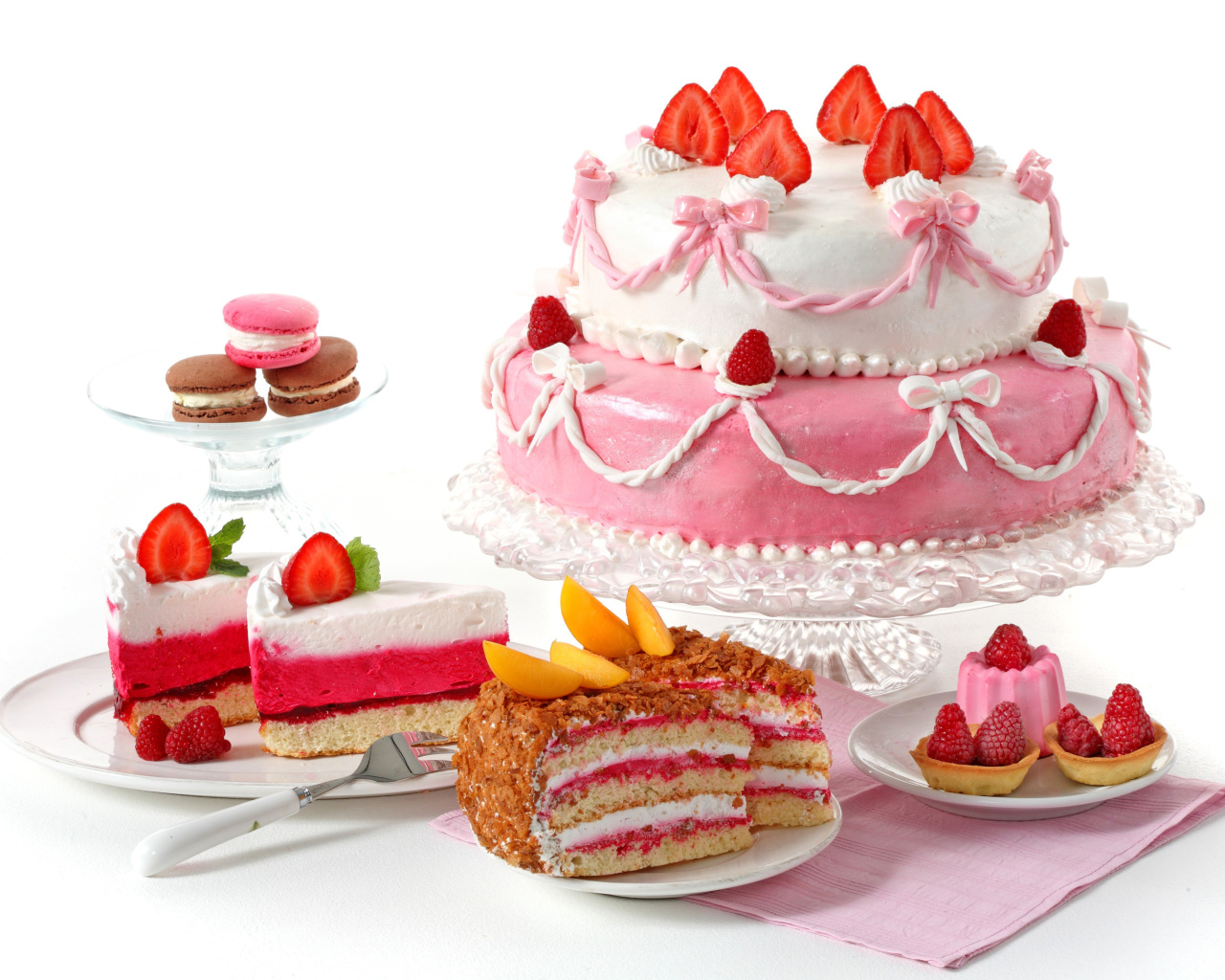 Обои Strawberry biscuit cake 1280x1024