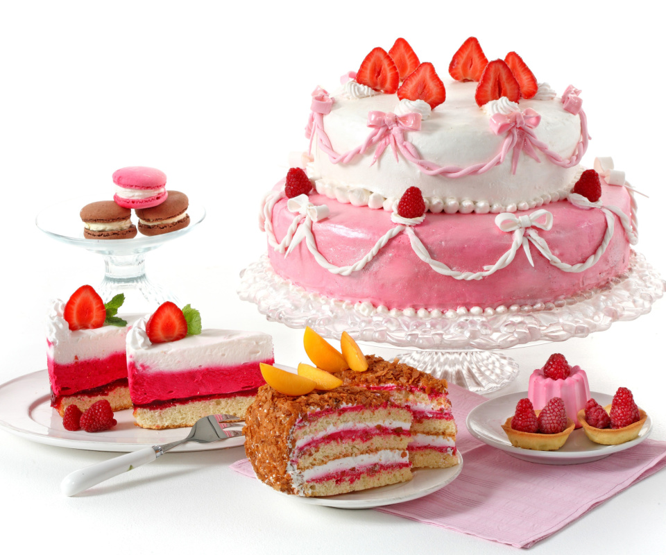 Strawberry biscuit cake wallpaper 960x800