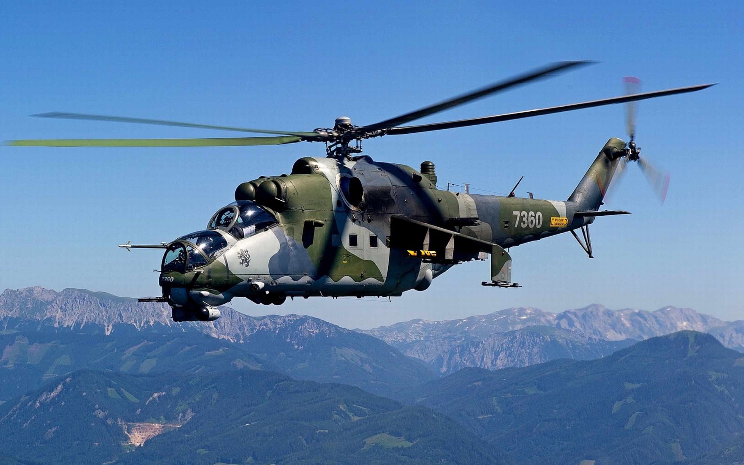Fondo de pantalla Mil Mi 24 Hind Attack Helicopter 2560x1600