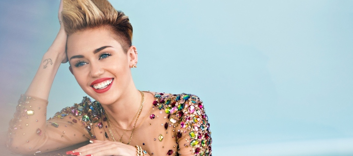 Обои Miley Cyrus 2014 720x320