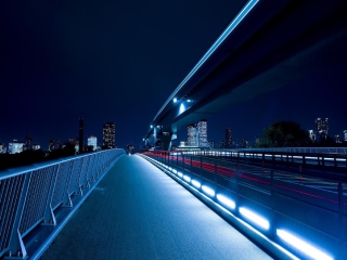 Sfondi Bridge In Tokyo 320x240