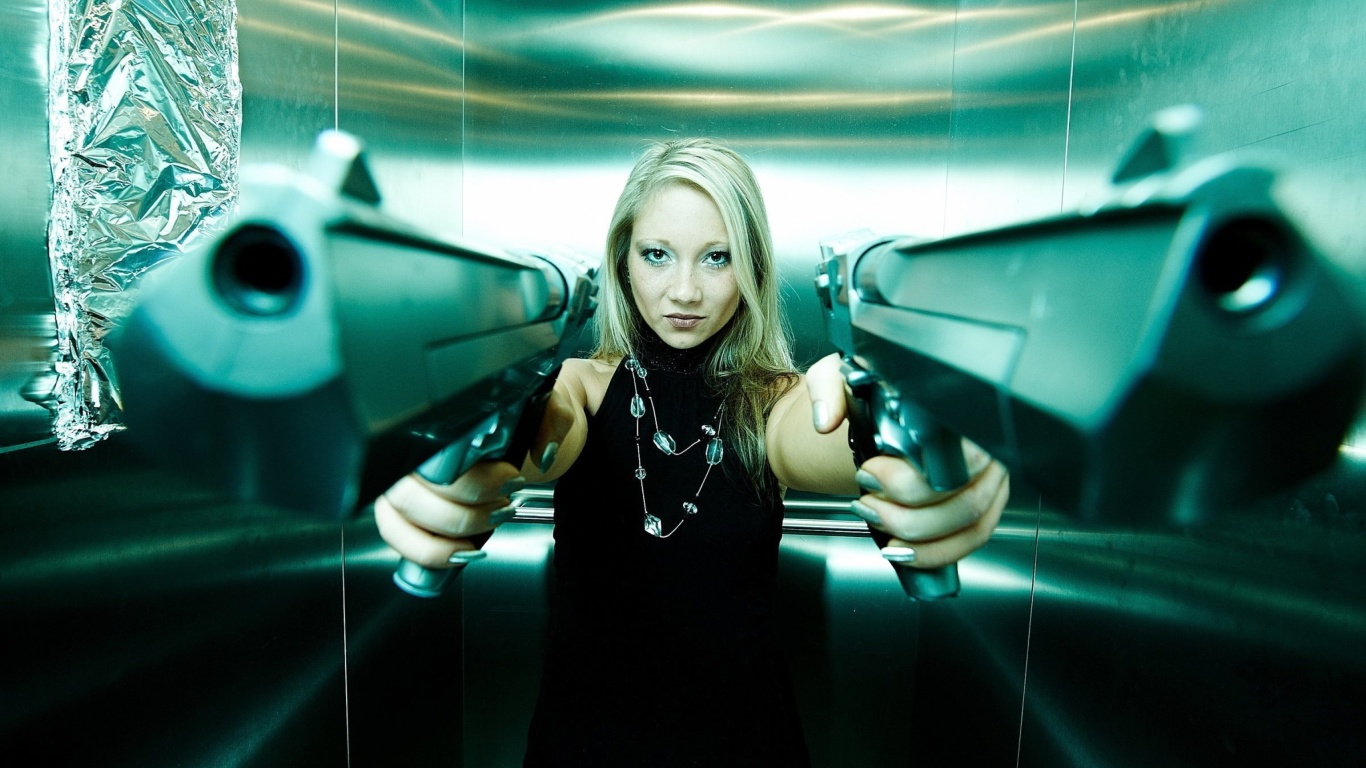 Обои Girl with guns as gangster 1366x768