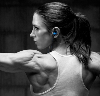 Kostenloses Women Models Gym Fitness Weight Lifting Wallpaper für iPad mini