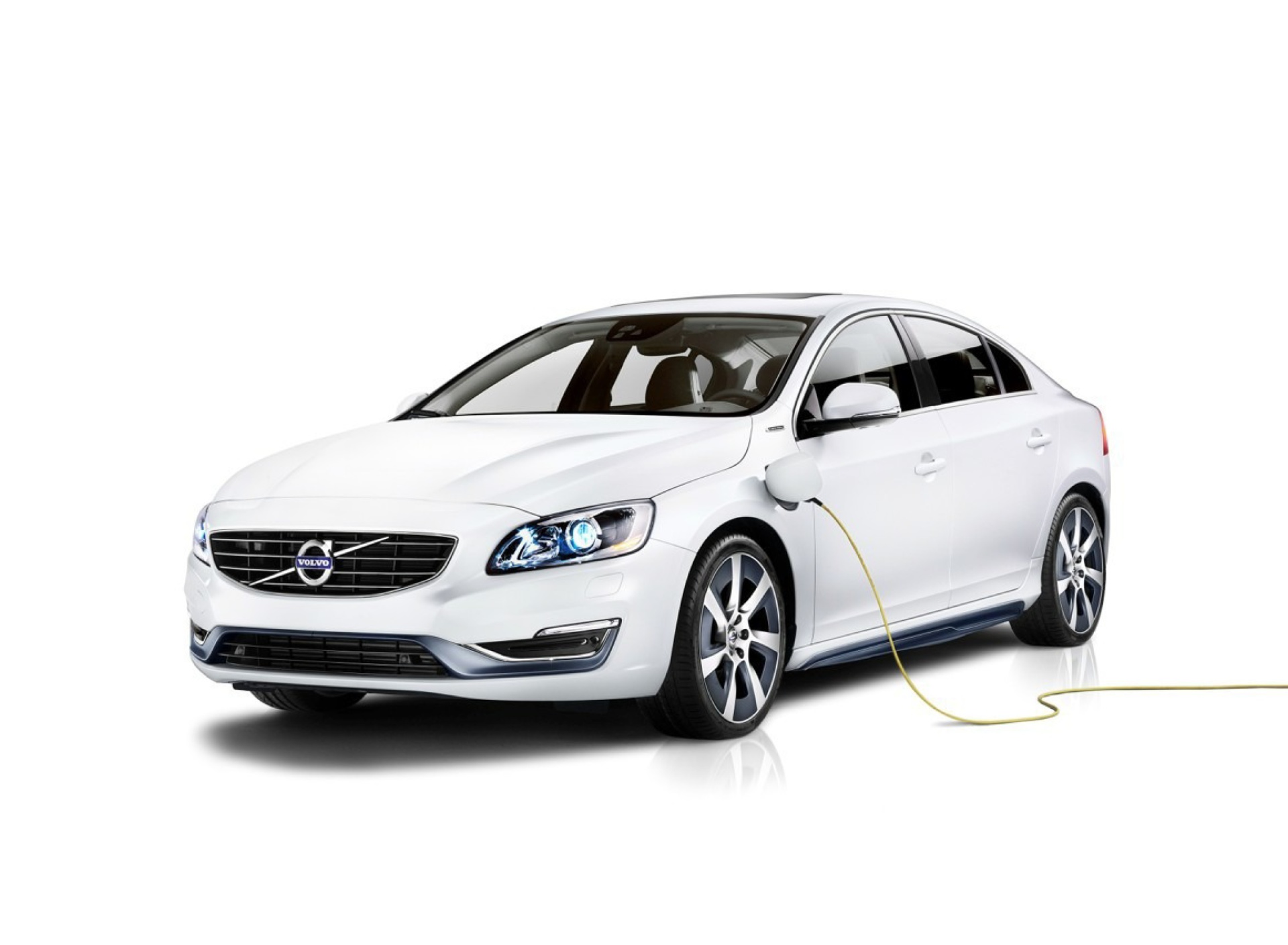 Screenshot №1 pro téma Volvo S60L Plug In Hybrid Concept 1920x1408