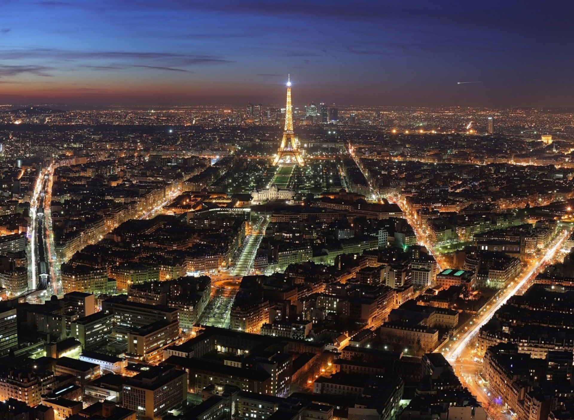 Fondo de pantalla Paris At Night 1920x1408