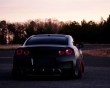 Das Nissan GT R Wallpaper 220x176