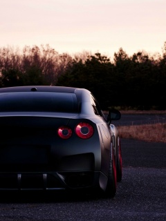 Das Nissan GT R Wallpaper 240x320